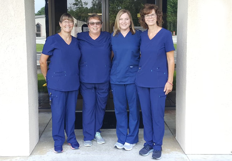 optometrist-havelock-nc-eye-doctor-team-group-3